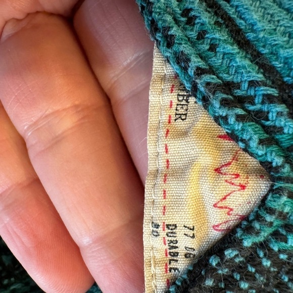 Burton Durable Goods Thick Shacket Plaid Button Front Shirt / Medium - Picture 13 of 16